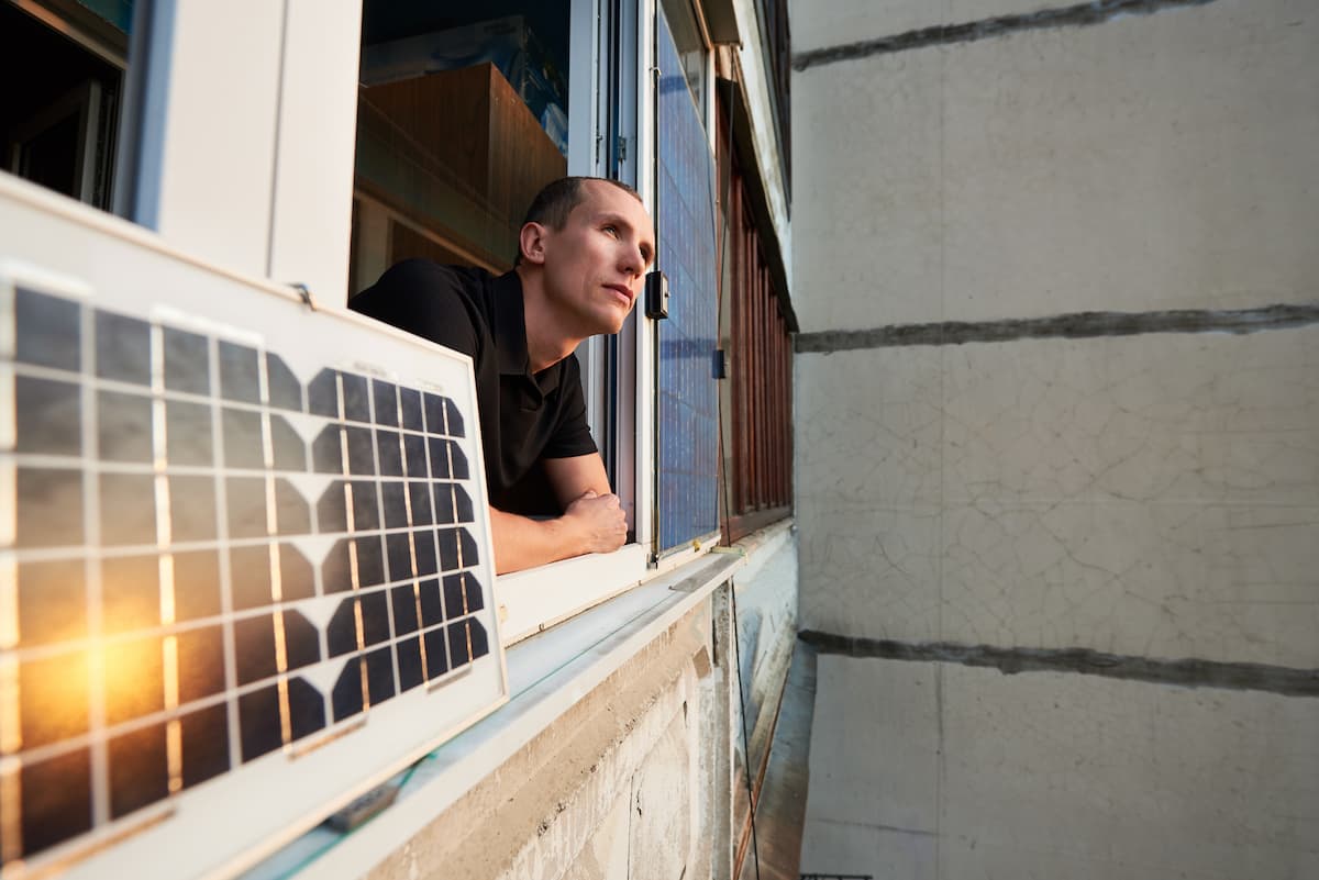 Balkonkraftwerk: Deine Mini-Solaranlage für PV-Strom auf Mallorca